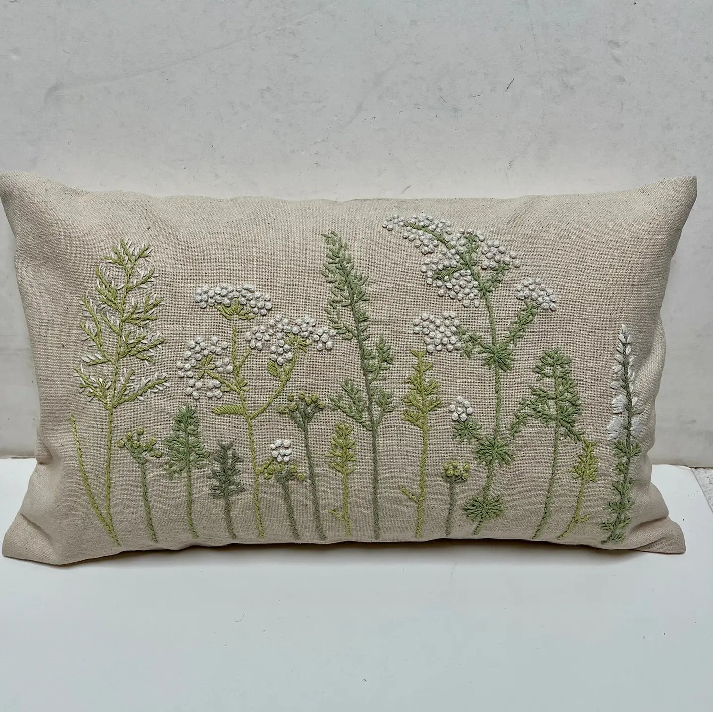Meadow Green Applique/Embo 12x20"